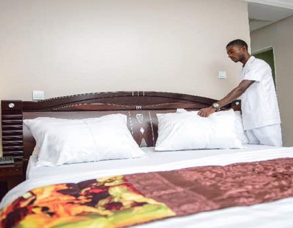 215 West Apartment Abuja Kültér fotó