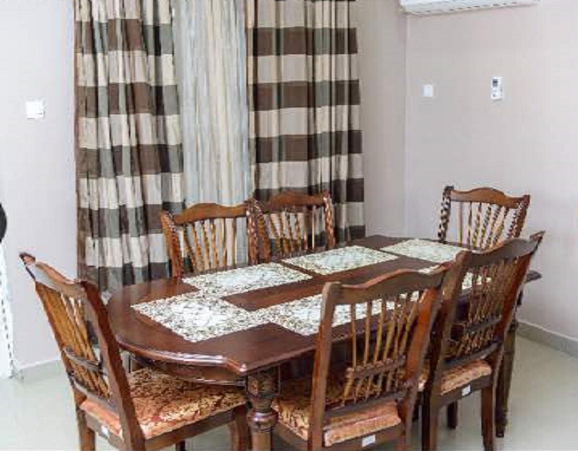 215 West Apartment Abuja Kültér fotó